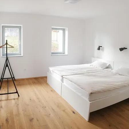 Posestvo Mestni Vrh * Ptuj